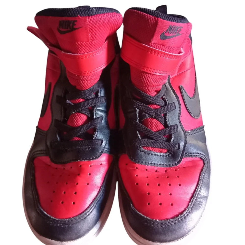 Nike Kids high too dunk Red and Black Sneakers size 3 youth